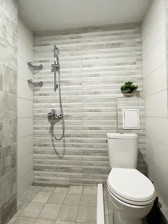 Fenix 2 Bedroom Apartment Varna Center Eksteriør bilde