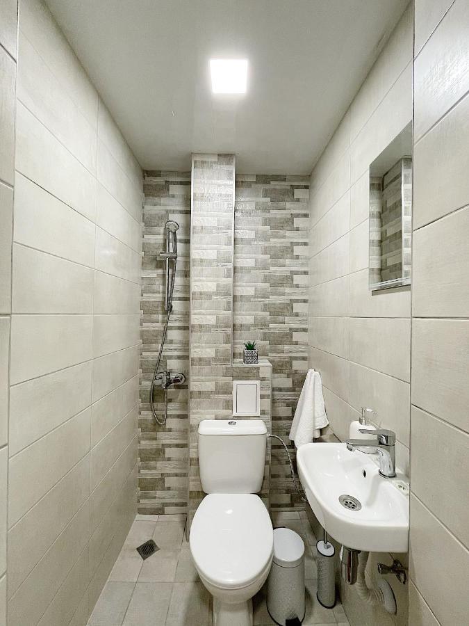 Fenix 2 Bedroom Apartment Varna Center Eksteriør bilde