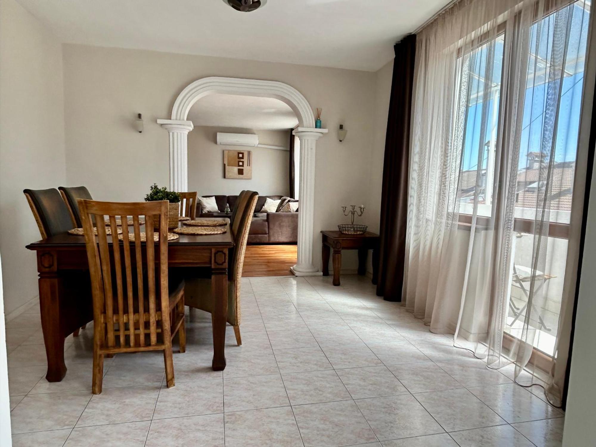 Fenix 2 Bedroom Apartment Varna Center Eksteriør bilde