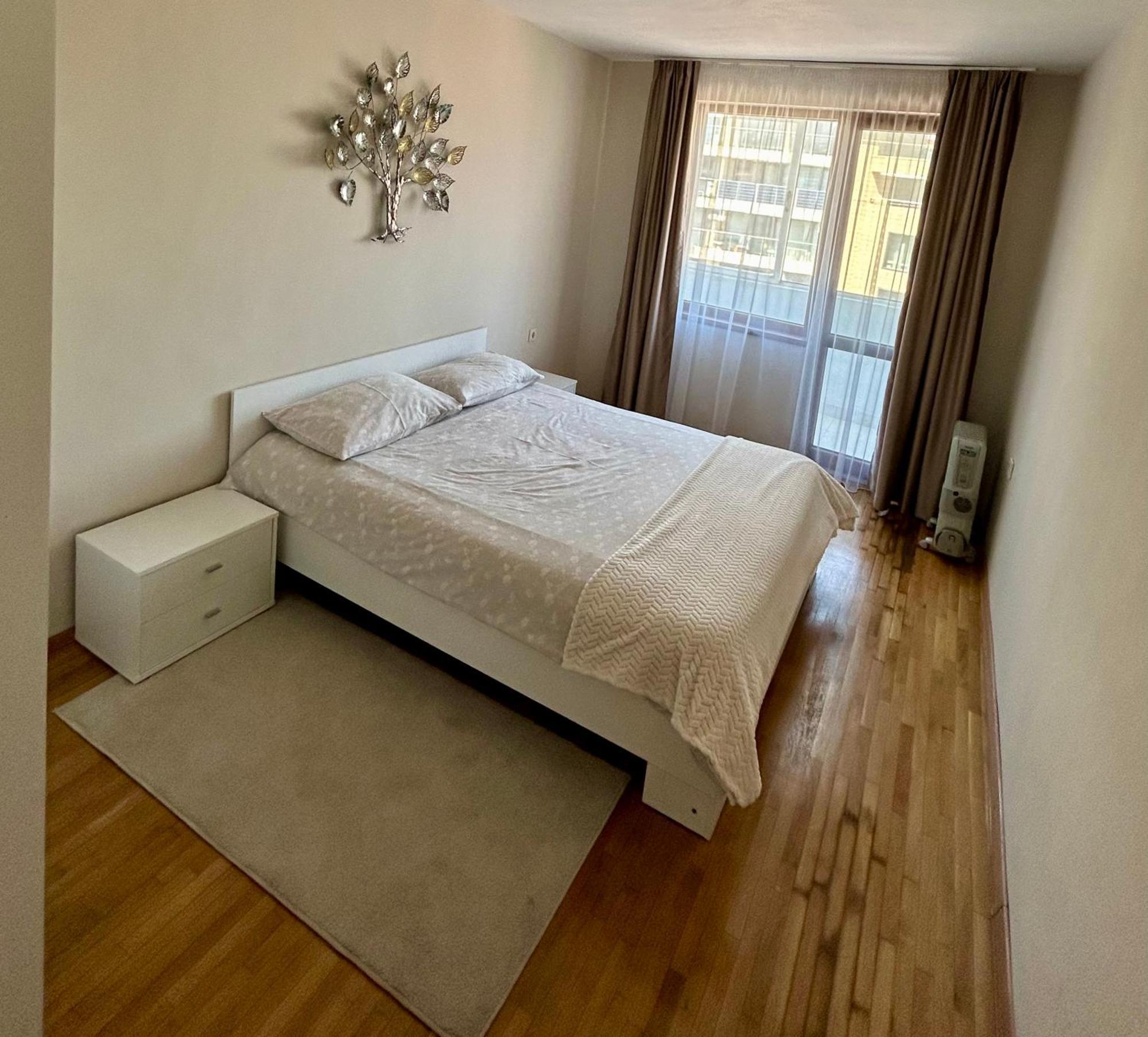 Fenix 2 Bedroom Apartment Varna Center Eksteriør bilde